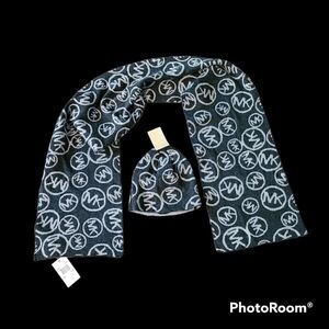 Michael kors reversible scarf and matching hat